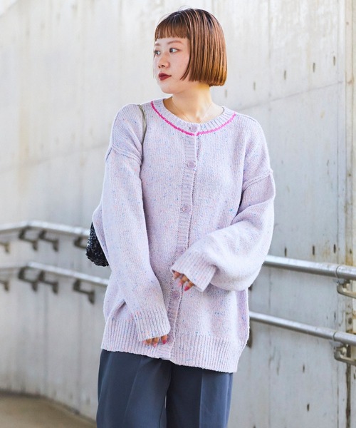 ELLEgirl(エルガール)の「カラーネップニットカーディガン【ELLEgirl/エル ガール】(カーディガン/ボレロ・レディース・ベージュ/ラベンダー・FREE)」の3枚目の写真
