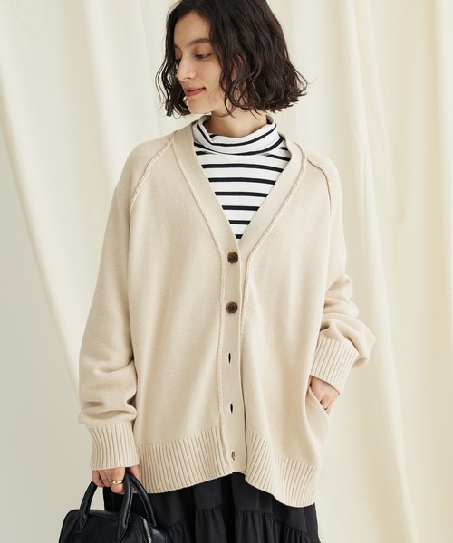 CRAFT STANDARD BOUTIQUE(クラフトスタンダードブティック)の「Vネックアウトリンキングカーディガン ◆(カーディガン/ボレロ・レディース・ベージュ/ブラック/オレンジ/ネイビー/グリーン・FREE)」の3枚目の写真