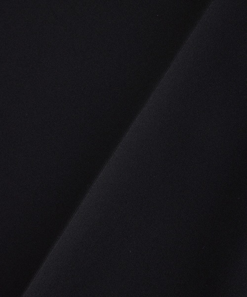 ADAM ET ROPE'（アダムエロペ）の「《Y-Sports》ダンボールジャージ オーバーサイズ プルオーバー（スウェット・メンズ・ブラック/ネイビー・M/L）」の10枚目の写真