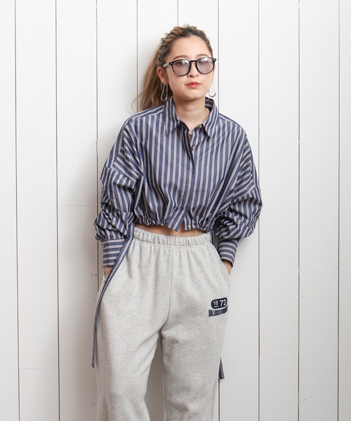 【美品】　アングリッド　サイドギャザーシャーリングデザインシャツ　ストライプ 美品】 アングリッド サイドギャザーシャーリングデザインシャツ