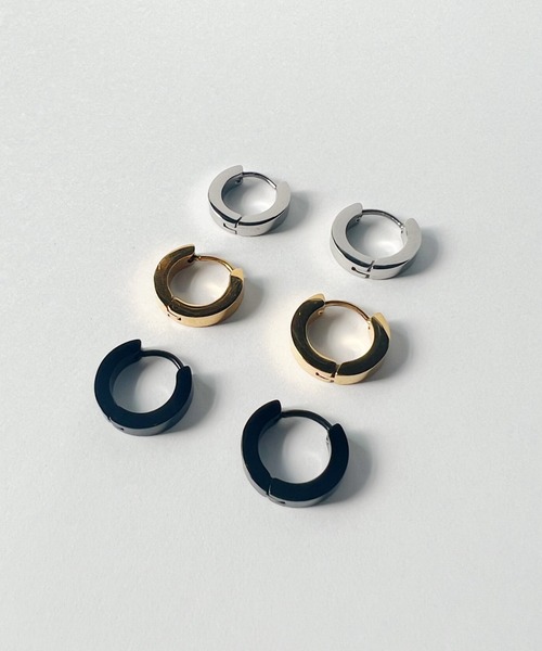 sowang(ソワン)の「【ステンレス】ジェンダーレス ワンタッチピアス(ピアス(両耳用)・レディース・ブラック/ゴールド/シルバー・FREE)」の2枚目の写真
