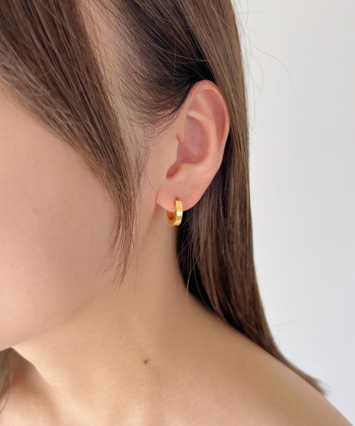 sowang(ソワン)の「【ステンレス】ジェンダーレス ワンタッチピアス(ピアス(両耳用)・レディース・ブラック/ゴールド/シルバー・FREE)」の14枚目の写真