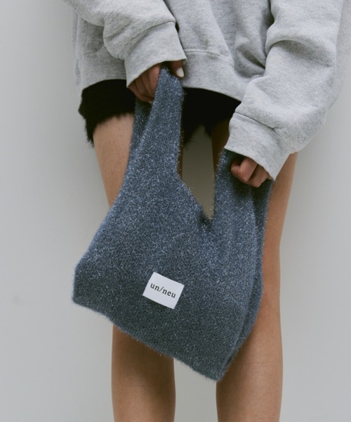 un/neu（アンノイ）の「ラメニットミニバッグ / グリッターバッグ / アシンメトリーバッグ（ハンドバッグ・レディース・グレー/グリーン/ブラウン/イエロー/ブルー・FREE）」の3枚目の写真