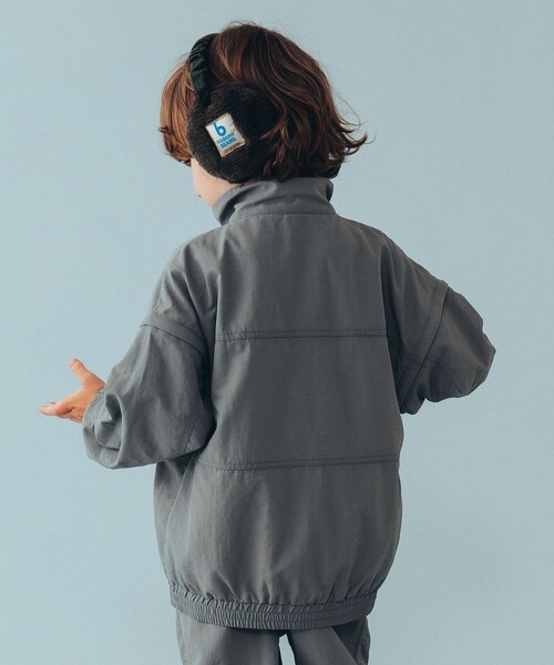 THE PARK SHOP（ザパークショップ）の「THE PARK SHOP / SlipOn スポーツ ジャケット（105～145cm）（ナイロンジャケット・キッズ・グレー/ブラック・115/105/145/135/125）」の3枚目の写真