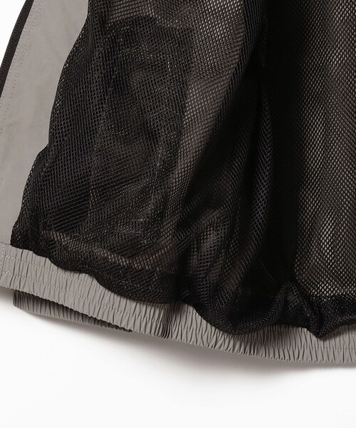 THE PARK SHOP（ザパークショップ）の「THE PARK SHOP / SlipOn スポーツ ジャケット（105～145cm）（ナイロンジャケット・キッズ・グレー/ブラック・115/105/145/135/125）」の11枚目の写真