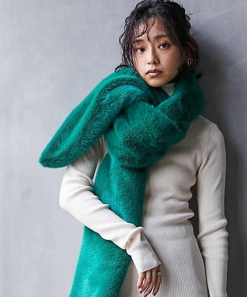 GEVS.（ジェイヴィス）の「＜大きいサイズ＞ フェイクファーカラー