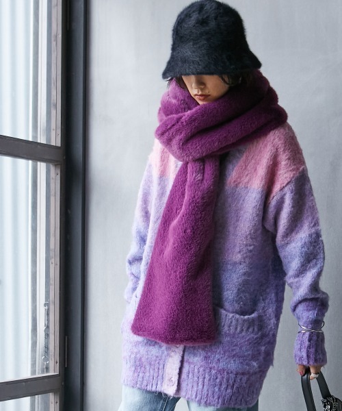 GEVS.（ジェイヴィス）の「＜大きいサイズ＞ フェイクファーカラーマフラー GEVS.（マフラー・レディース・パープル/グリーン/ブルー・FREE）」の11枚目の写真