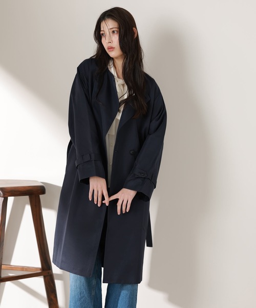 Filomo（フィローモ）の「[Filomo]ノーカラーロングコート 弱はっ水加工（トレンチコート・レディース・ベージュ/キャメル/ネイビー/ブラック・M/L）」の22枚目の写真