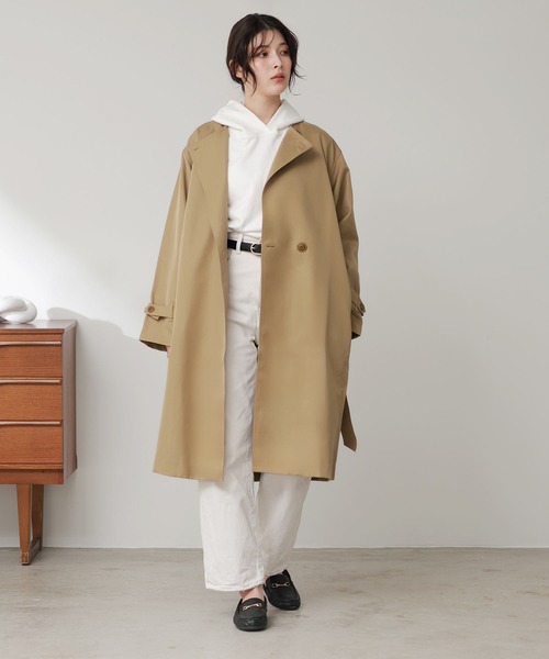 Filomo（フィローモ）の「[Filomo]ノーカラーロングコート 弱はっ水加工（トレンチコート・レディース・ベージュ/キャメル/ネイビー/ブラック・M/L）」の12枚目の写真