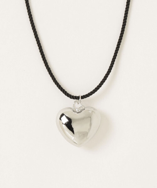 amplis（アンプリス）の「【amplis/アンプリス】heart necklace / ハートネックレス（ネックレス・レディース・ゴールド/シルバー・FREE）」の2枚目の写真