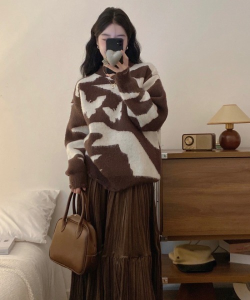 LAC-VERT（ラック・ヴェール）の「バタフライカモフラージュダメージニット（ニット/セーター・レディース・ブラック/ブラウン・FREE）」の7枚目の写真