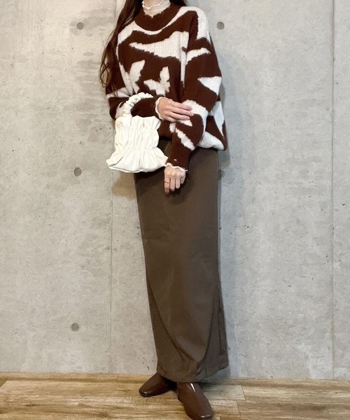 LAC-VERT（ラック・ヴェール）の「バタフライカモフラージュダメージニット（ニット/セーター・レディース・ブラック/ブラウン・FREE）」の18枚目の写真