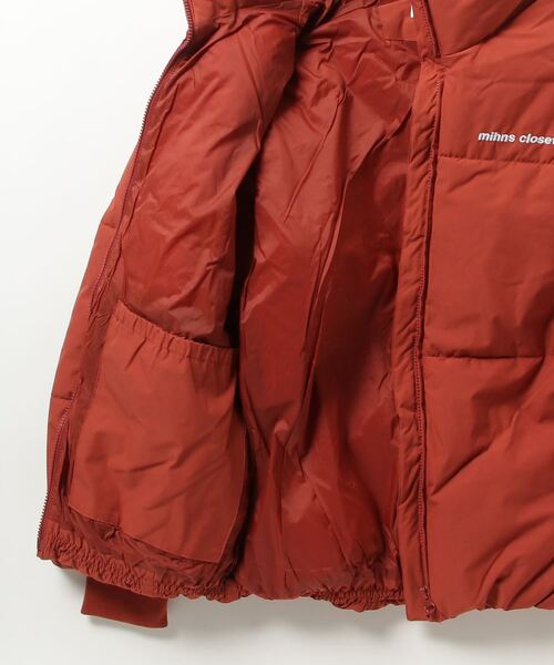 mihns closet(ミンズクローゼット)の「mihns closet / ボリュームスタンド中綿ジャケット / 3452702(ダウンジャケット/コート・レディース・マスタード/バーガンディー/グレー・LARGE/X-LARGE)」の5枚目の写真