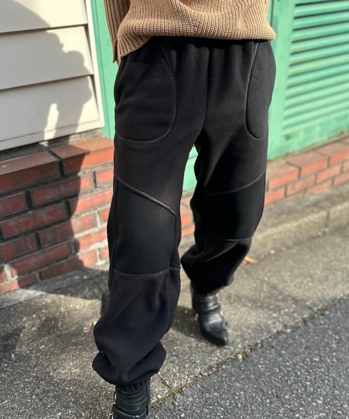 mi via loca(ミヴィアロカ)の「配色ステッチ フリースボア リブ切替スウェットパンツ(スウェットパンツ・レディース・チャコールグレー/ベージュ/ピンク/ブラック・FREE)」の2枚目の写真