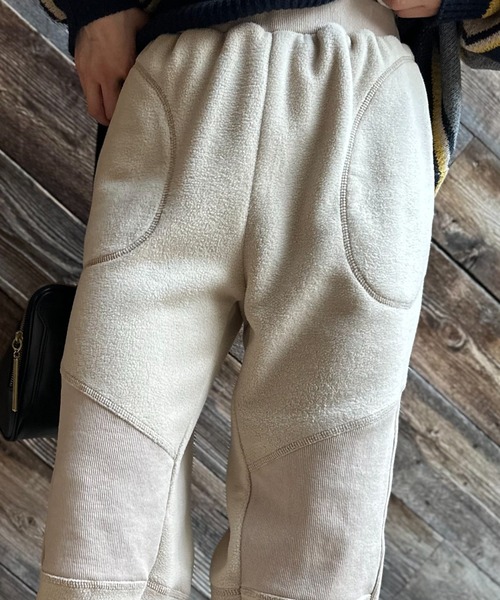 mi via loca(ミヴィアロカ)の「配色ステッチ フリースボア リブ切替スウェットパンツ(スウェットパンツ・レディース・チャコールグレー/ベージュ/ピンク/ブラック・FREE)」の13枚目の写真