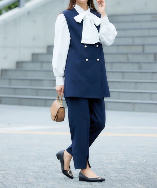 nissen（ニッセン）の「パール調ボタンジレ（ベスト・レディース・ベージュ/ネイビー・LL/L/M/S）」の13枚目の写真