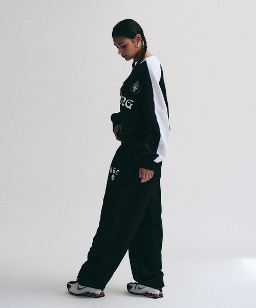 Retriever Club（レトリーバークラブ）の「【UNISEX】Retriever Club／SOCCER プルオーバー（ウラケ）2992259（スウェット・レディース・ブラック/ネイビー/グレー・MEDIUM/LARGE）」の15枚目の写真