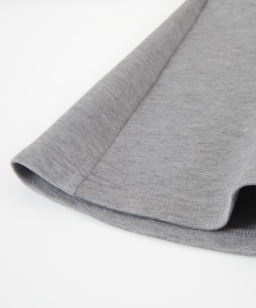 titivate（ティティベイト）の「ペプラムシルエットジャケット（ノーカラージャケット・レディース・ブラック/ライトベージュ/グレー・M/S）」の13枚目の写真