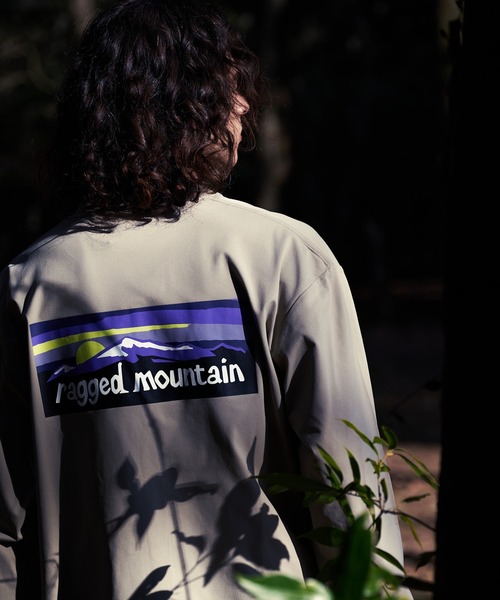 ragged mountain(ラギットマウンテン)の「【RAGGED MOUNTAIN/ラギットマウンテン】 ELKINS バックプリント ロングスリーブTシャツ(Tシャツ/カットソー・メンズ・ホワイト/ブラック/ベージュ/パープル/グレイッシュブルー・MEDIUM/LARGE/X-LARGE)」の10枚目の写真