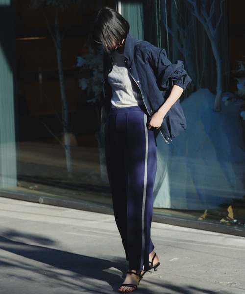 Doux archives（ドゥアルシーヴ）の「ナイロンスタンドカラーブルゾン