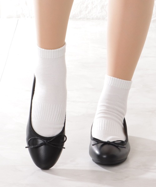 Lace Ladies（レースレディース）の「ラウンドトゥ クッション ソール リボン フラット バレエパンプス（バレエシューズ・レディース・ブラック系1/シルバー/ブラック系2・22.5/23/23.5/24/24.5/ 25）」の22枚目の写真