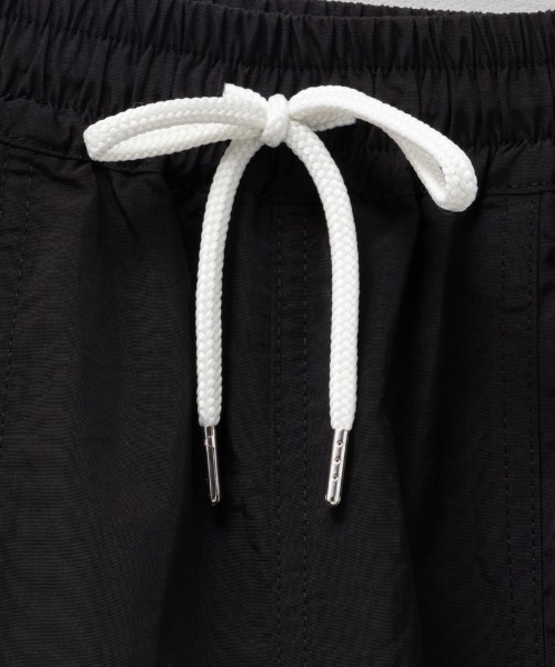 NAVY（ネイビー）の「NAVY 撥水 2WAY ナイロンサイドラインパンツ（カーゴパンツ・キッズ・ブラック/ライトパープル/ミント・130/120/160/150/140）」の4枚目の写真