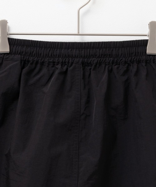 NAVY（ネイビー）の「NAVY 撥水 2WAY ナイロンサイドラインパンツ（カーゴパンツ・キッズ・ブラック/ライトパープル/ミント・130/120/160/150/140）」の5枚目の写真