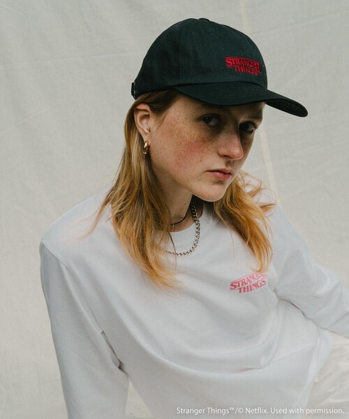 FREAK'S STORE(フリークスストア)の「Stranger Things/ストレンジャーシングス 未知の世界 Stranger Things Cap/ストレンジャーシングスキャップ(キャップ・レディース・ブラック/ベージュ・ONE SIZE)」の5枚目の写真