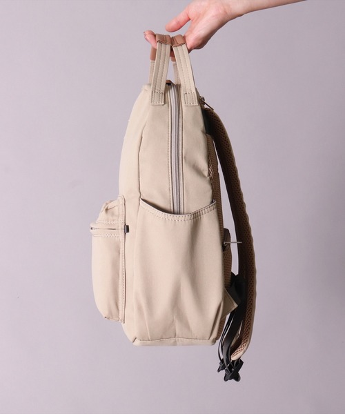 anello(アネロ)の「(LF)【anello】8ポケット ハンドル付き デイパック(バックパック/リュック・レディース・ブラック/グレー/ベージュ/ブルーグレー・ONE SIZE)」の17枚目の写真