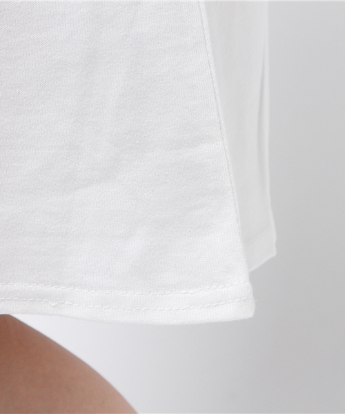 one after another NICE CLAUP(ワンアフターアナザーナイスクラップ)の「【ナイスクラップ】フリンジワンピース(Tシャツ/カットソー・レディース・アイボリー/キャメル/カーキ/スミクロ・FREE)」の11枚目の写真