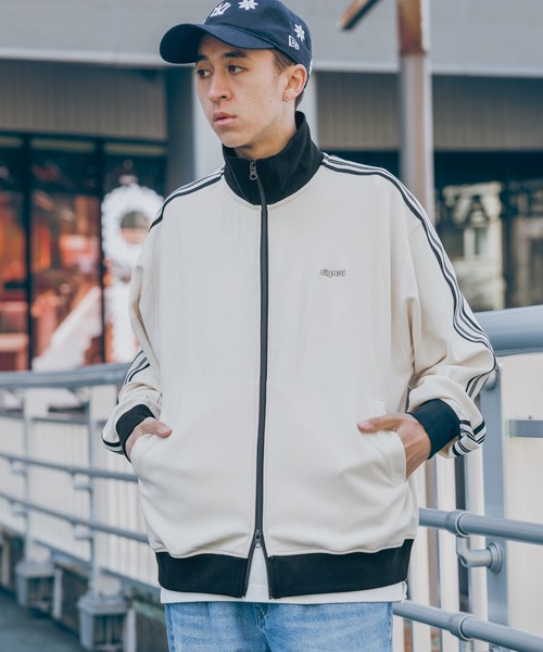 SIGNAL SPORTS（シグナルスポーツ）の「【SIGNAL SPORTS】ライントラックジャケット（ブルゾン・メンズ・ブラック/オフホワイト・SMALL/MEDIUM/LARGE）」の11枚目の写真