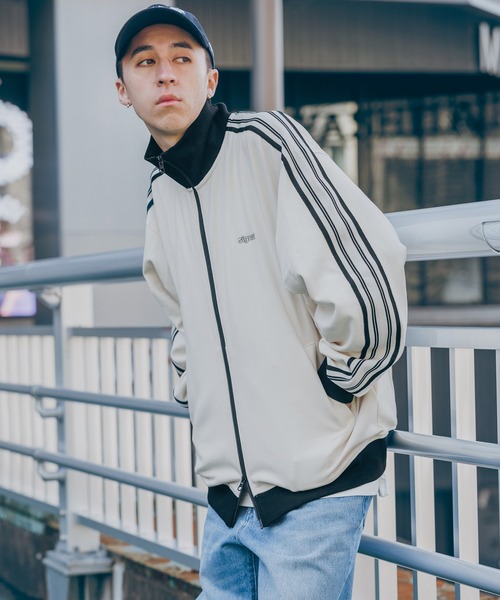 SIGNAL SPORTS（シグナルスポーツ）の「【SIGNAL SPORTS】ライントラックジャケット（ブルゾン・メンズ・ブラック/オフホワイト・SMALL/MEDIUM/LARGE）」の13枚目の写真