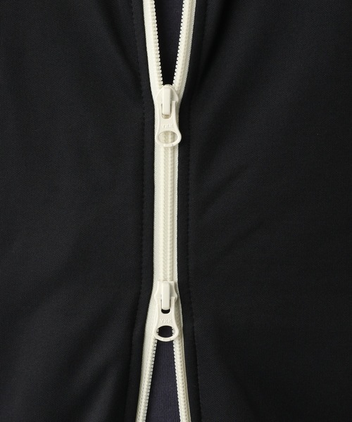 SIGNAL SPORTS（シグナルスポーツ）の「【SIGNAL SPORTS】ライントラックジャケット（ブルゾン・メンズ・ブラック/オフホワイト・SMALL/MEDIUM/LARGE）」の22枚目の写真