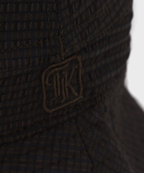 TAKEO KIKUCHI（タケオキクチ）の「◆【抗菌防臭】DotAir ライトウェイトバケットハット（ハット・メンズ・ブラック/ダークブラウン・00）」の5枚目の写真