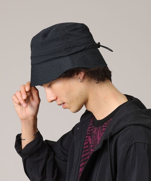 TAKEO KIKUCHI（タケオキクチ）の「◆【抗菌防臭】DotAir ライトウェイトバケットハット（ハット・メンズ・ブラック/ダークブラウン・00）」の18枚目の写真