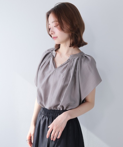 LADYMADE（レディメイド）の「2WAYシアーギャザーブラウス（シャツ/ブラウス・レディース・モカ/ホワイト/ブラック・FREE）」の15枚目の写真