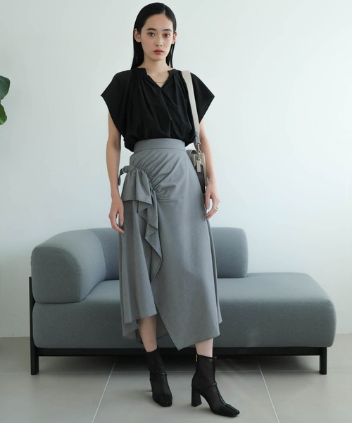 LADYMADE（レディメイド）の「2WAYシアーギャザーブラウス（シャツ/ブラウス・レディース・モカ/ホワイト/ブラック・FREE）」の12枚目の写真