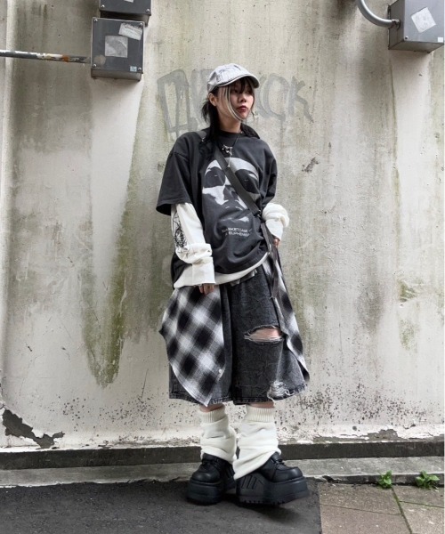 XU（エックスユー）の「denim hunting cap（ハンチング/ベレー帽・メンズ・ベージュ/ブラウン/カーキ/チャコール・ONE SIZE）」の9枚目の写真