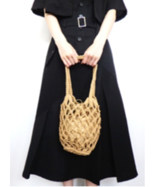 mimis（ミイーミイーズ）の「マクラメミニバック巾着内袋付（トートバッグ・レディース・アイボリー/ブラック/ベージュ・FREE）」の6枚目の写真