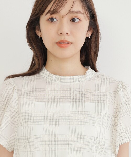 index(インデックス)の「◆シアーサッカーチェック フレアスリーブブラウス【洗濯機洗い可/イージーケア】(シャツ/ブラウス・レディース・ネイビー系1/アイボリー系1/サックスブルー系1・42/40/38/36)」の19枚目の写真