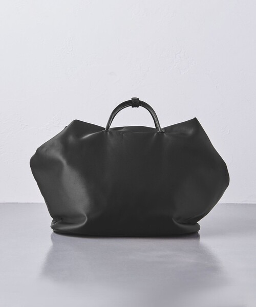 AEWEN MATOPH（イウエン マトフ）の「＜AEWEN MATOPH＞CURVY バッグ（トートバッグ・レディース・ブラック・FREE）」の3枚目の写真