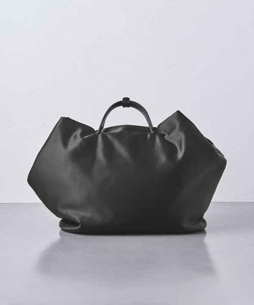 AEWEN MATOPH（イウエン マトフ）の「＜AEWEN MATOPH＞CURVY バッグ（トートバッグ・レディース・ブラック・FREE）」の6枚目の写真