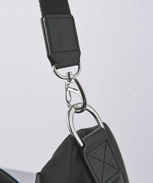 AEWEN MATOPH（イウエン マトフ）の「＜AEWEN MATOPH＞CURVY バッグ（トートバッグ・レディース・ブラック・FREE）」の11枚目の写真