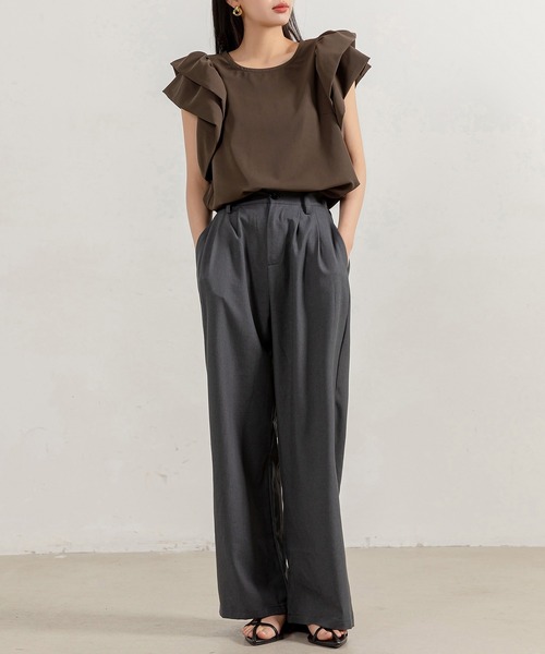 DAY CLOSET（デイ クローゼット）の「レディース Wボリュームフリルスリーブブラウス（シャツ/ブラウス・レディース・ブラック/ホワイト/ダークブラウン・FREE）」の18枚目の写真