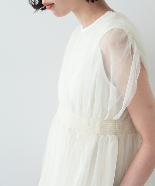 GALLEST（ギャレスト）の「◆チュールシャーリングトップス（シャツ/ブラウス・レディース・ブラック/ダークブラウン/アイボリー・38）」の6枚目の写真