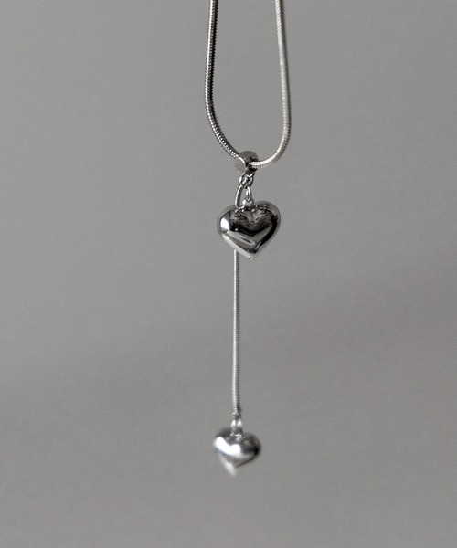 me+em select(ミームセレクト)の「Y字ハート2連ネックレス / YFORM 2HEART NECKLACE(ネックレス・レディース・シルバー・FREE)」の6枚目の写真