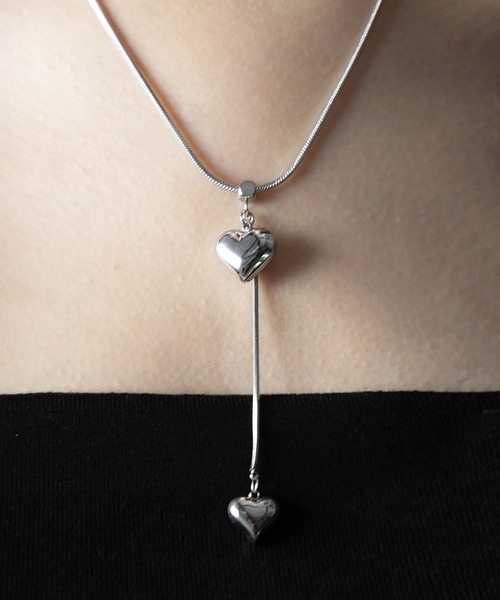 me+em select(ミームセレクト)の「Y字ハート2連ネックレス / YFORM 2HEART NECKLACE(ネックレス・レディース・シルバー・FREE)」の10枚目の写真