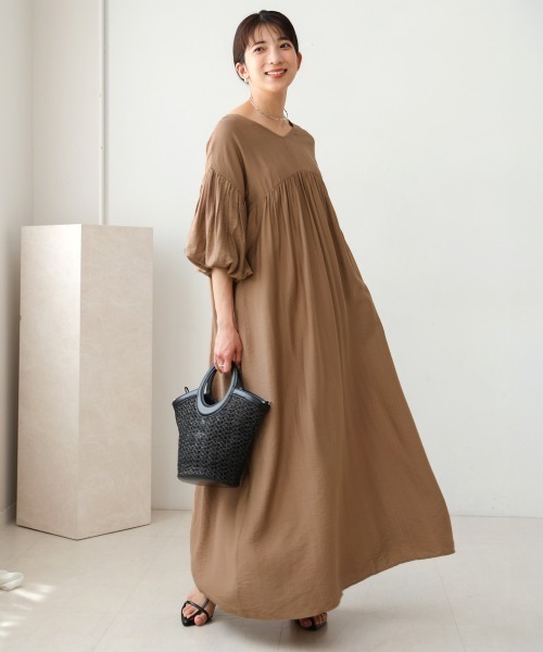 Bou Jeloud（ブージュルード）の「【高身長向けサイズ展開あり】袖ボリューム前後２WAYワンピース（ワンピース・レディース・ブラック/オレンジ/ベージュ・TL/38）」の10枚目の写真