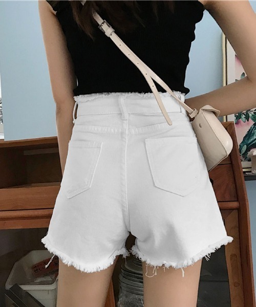 Mayree(メイリー)の「【Mayree】ハイウエスト ダメージ デニムショート パンツ(デニムパンツ・レディース・ホワイト/ブルー/ネイビー/ブラック/チャコールグレー・SMALL/MEDIUM/LARGE)」の11枚目の写真