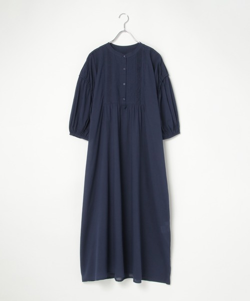 notch.(ノッチ)の「【 notch. by KR 】ピンタックルーズボイルワンピース(ワンピース・レディース・ブラック/ネイビー/オフホワイト・TM/M)」の3枚目の写真